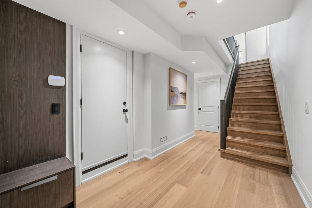 Photo 7 of The Melrose Residence.