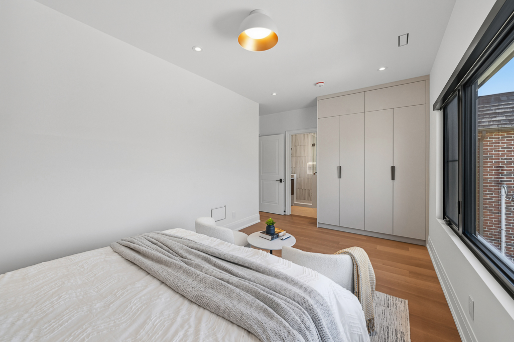 Photo 8 of The Melrose Residence.