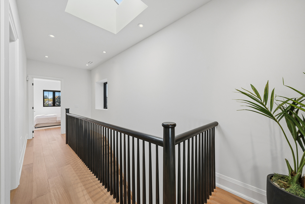 Photo 13 of The Melrose Residence.
