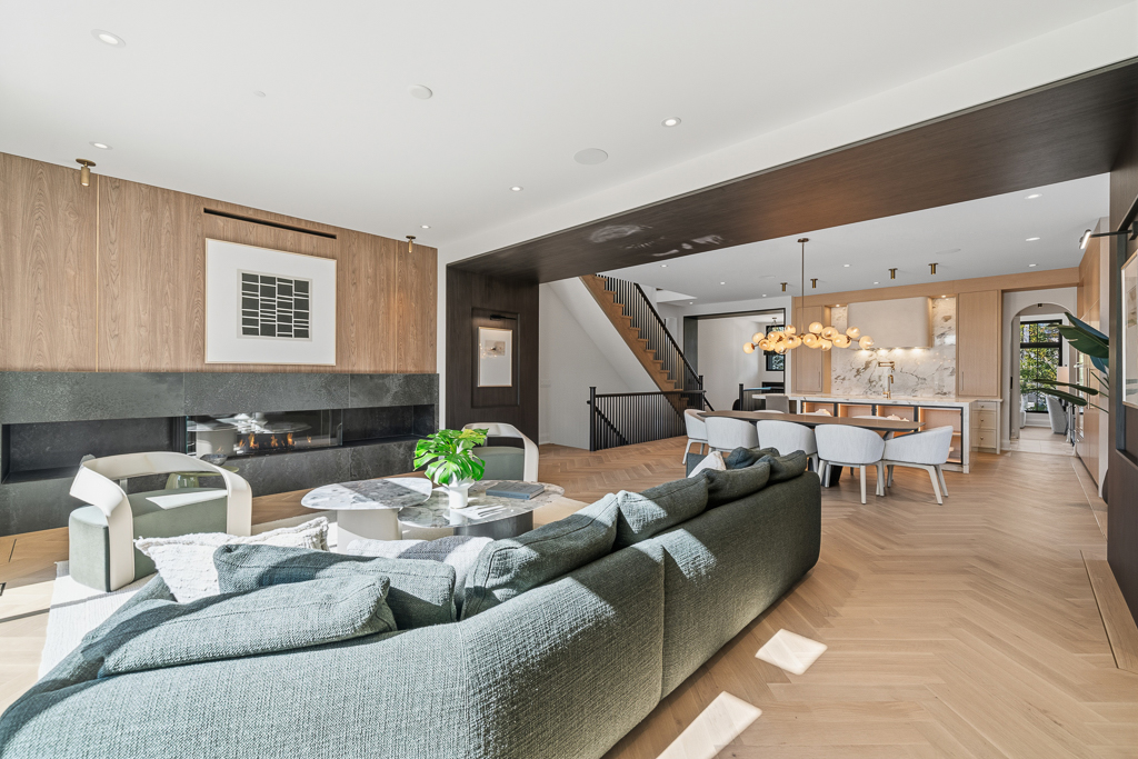 Photo 32 of The Melrose Residence.