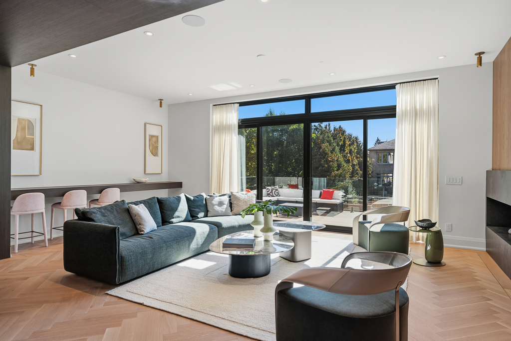 Photo 33 of The Melrose Residence.
