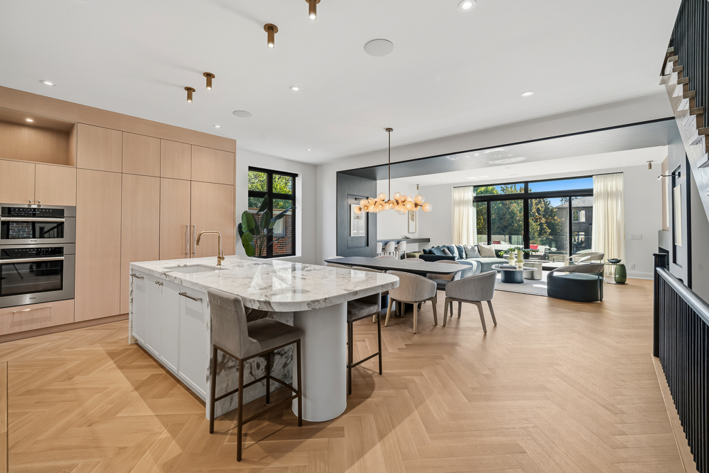 Photo 43 of The Melrose Residence.