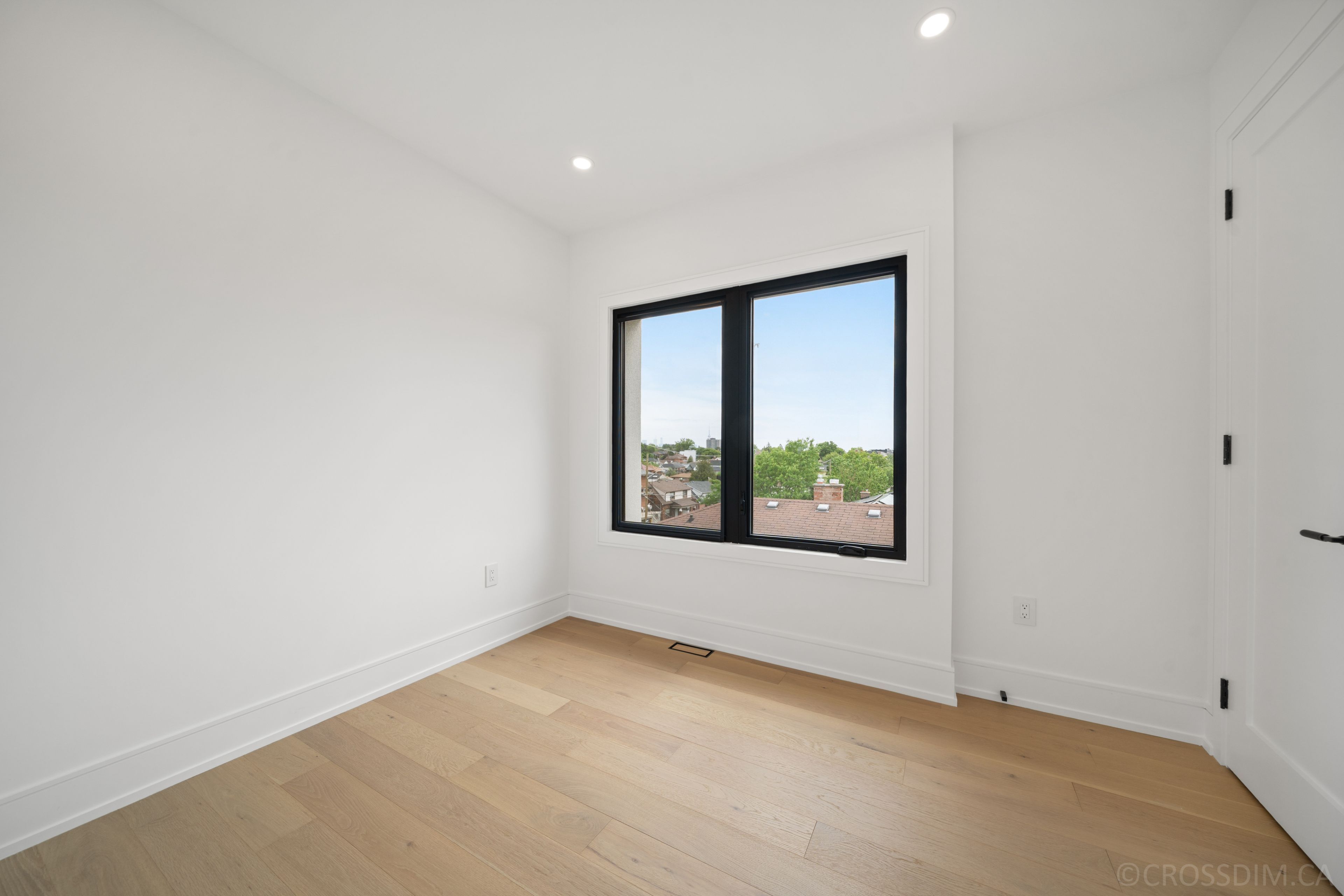 Photo 26 of Westmount Avenue