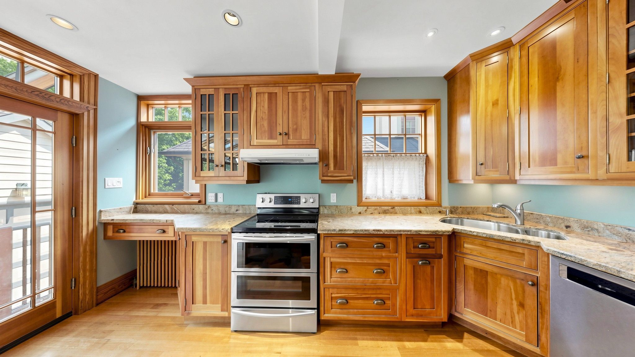 Photo 16 of Sheldrake Boulevard