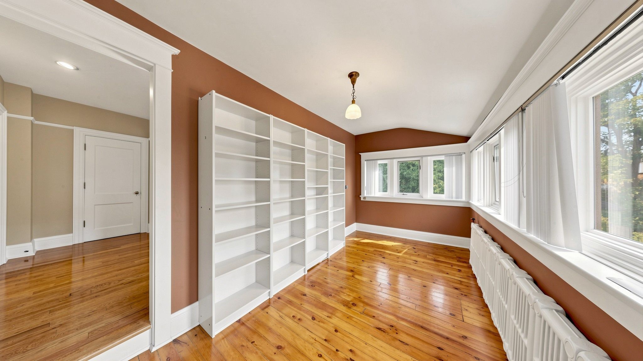 Photo 23 of Sheldrake Boulevard